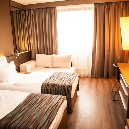 Expo Hotel-2